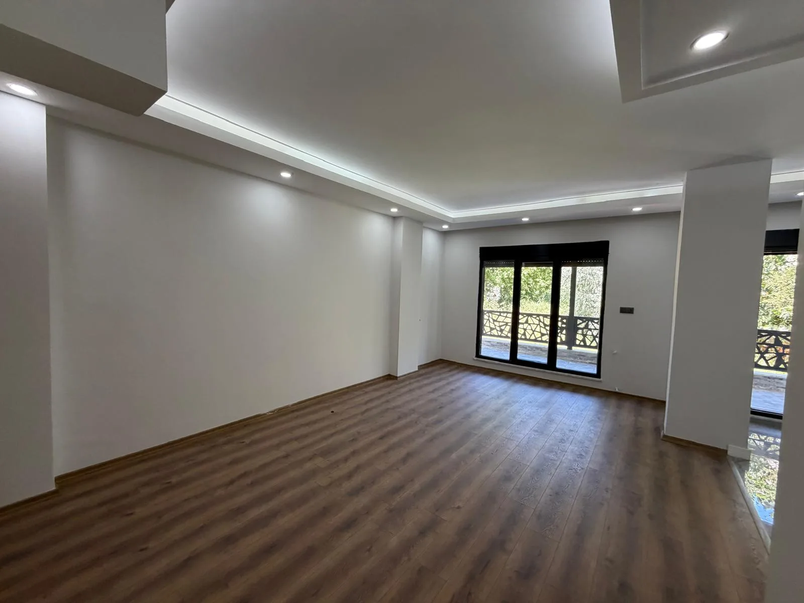 AKÇAY CEMİL TEMEL MAHALLESİNDE 4 ODA 1 SALON TRİPLEX SIFIR VİLLA - Görsel 10