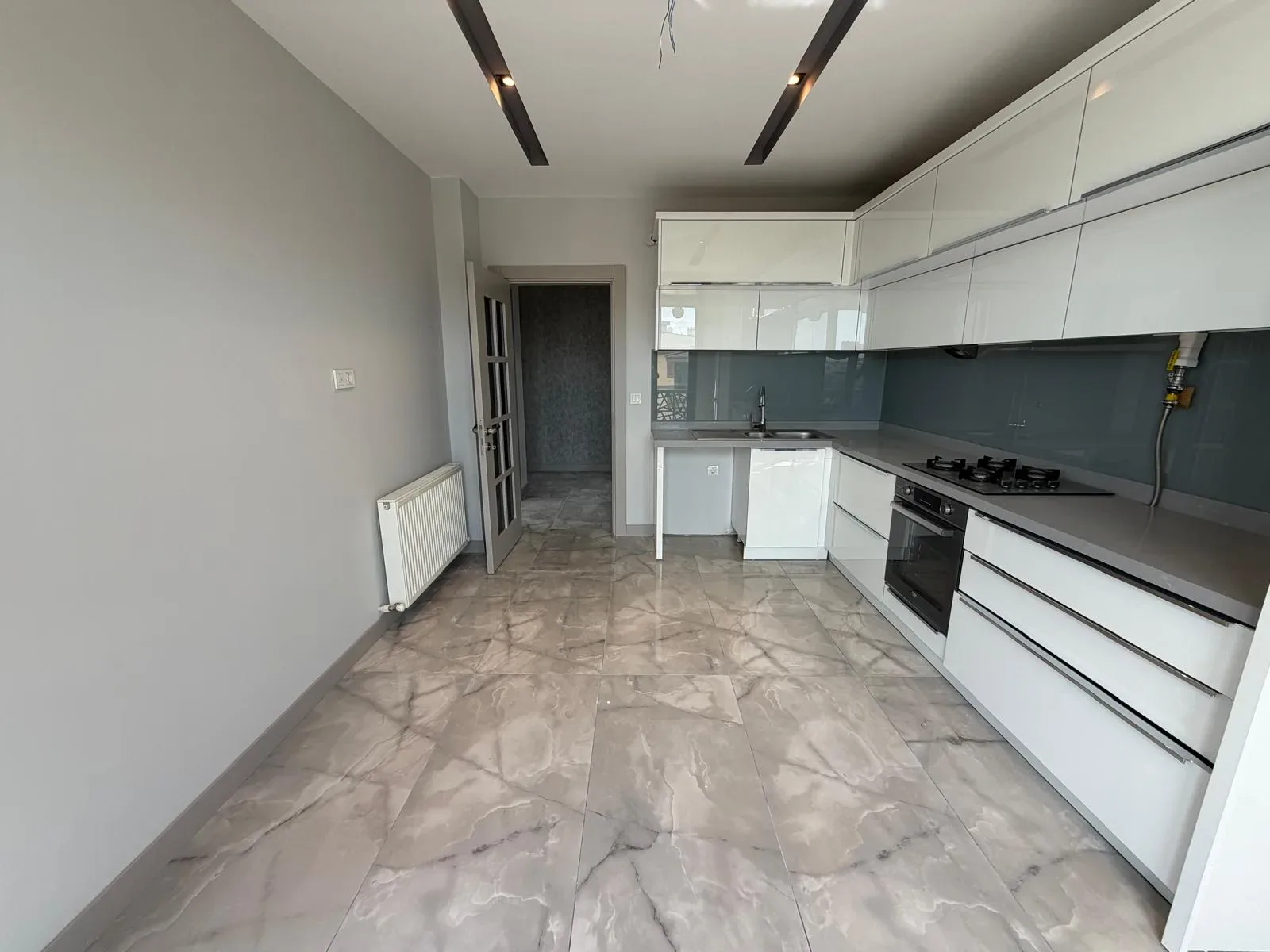 AKÇAYDA HAVUZLU SİTE İÇERİSİNDE ULTRA LÜKS 130 METREKARE 2+1 - Görsel 23