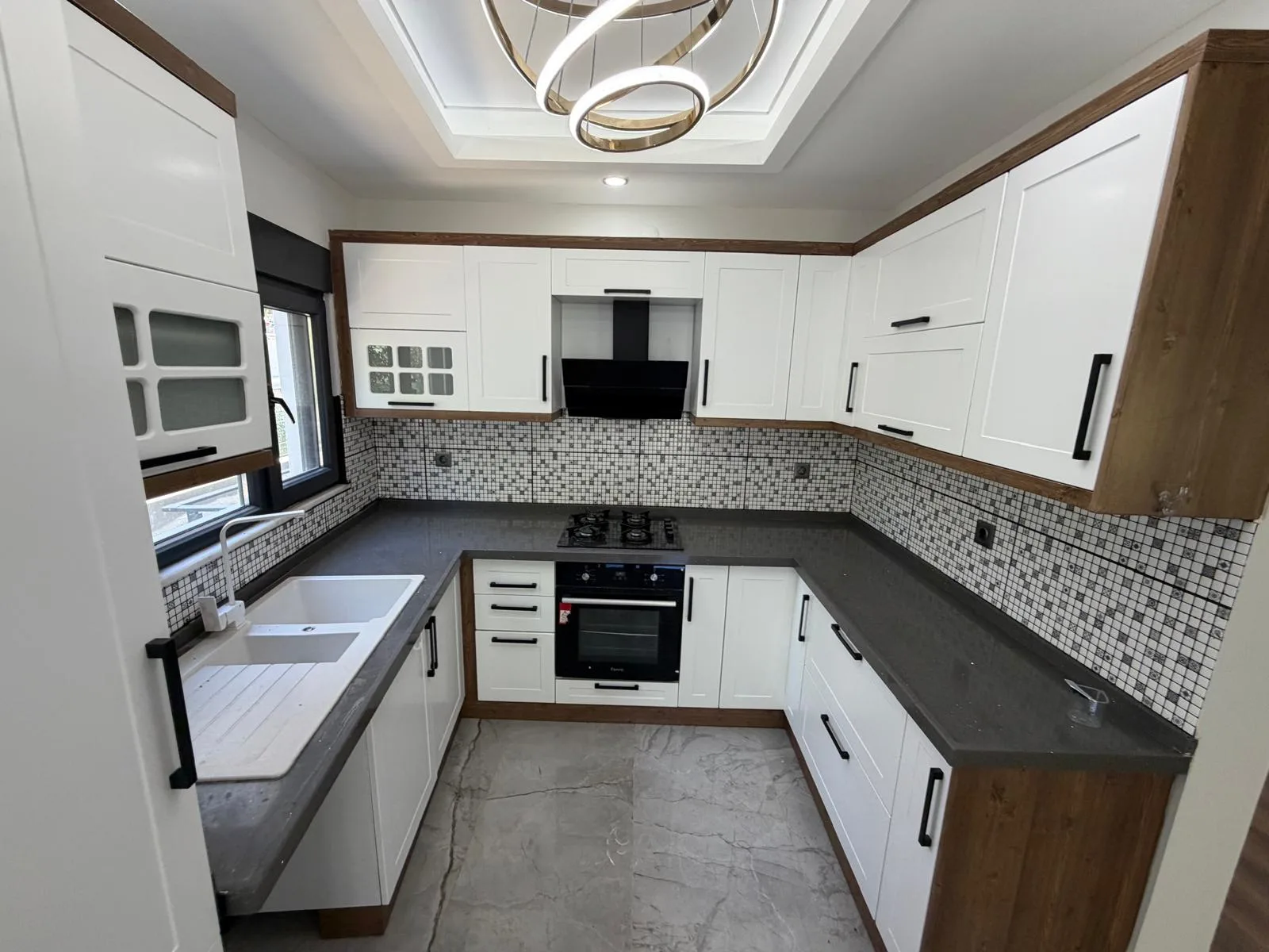 AKÇAY CEMİL TEMEL MAHALLESİNDE 4 ODA 1 SALON TRİPLEX SIFIR VİLLA - Görsel 7