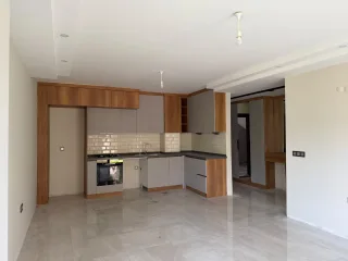 ALTINOLUK SAHİLİNDE  BAHÇE KULLANIMLI DENİZE 200 METRE MESAFEDE MUHTEŞEM DAİRE - Görsel 9