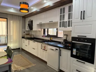 AKÇAYIN EN PRESTİJLİ SİTESİNDE 3+1 AYRI MUTFAK EBEVEYN BANYOLU - KAPALI OTOPARKLI MUHTEŞEM DAİRE - Görsel 10