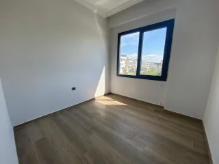 ZEYTİNLİ KÖY MERKEZİNE ÇOK YAKIN YEŞİLLİKLERİ İÇERİSİNDE 2+1 AYRI MUTFAK DAİRE - Görsel 14