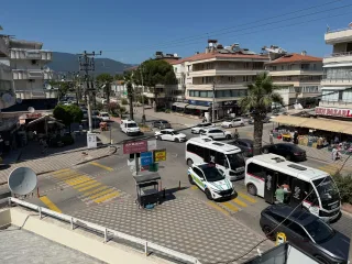 AKÇAY MERKEZDE 2+1 AYRI MUTFAK FULL EŞYA OPSİYONLU GENİŞ BALKONLU İÇİ FULL YAPILI DAİRE - Görsel 7