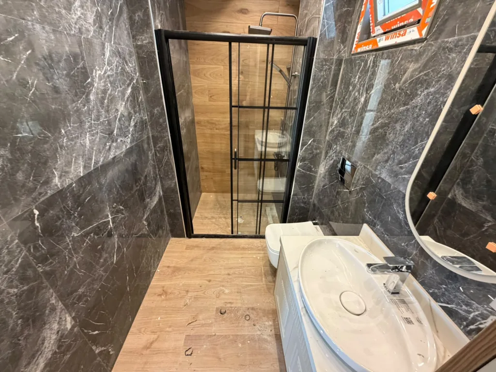 GÜRE SAHİLİNDE 4+1 ULTRA LÜX DENİZE YÜRÜME MESAFESİNDE TRİPLEX VİLLA - Görsel 26
