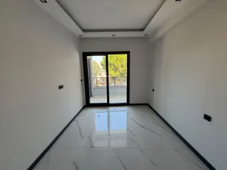 ZEYTİNLİ KÖYÜ GİRİŞİNDE SAĞLIK OCAĞI KARŞISI 1+1 GENİŞ SIFIR DAİRE - Görsel 14