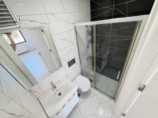 AKÇAYIN EN PRESTİJLİ SİTESİNDE 3+1 AYRI MUTFAK LÜKS DAİRE - Görsel 17