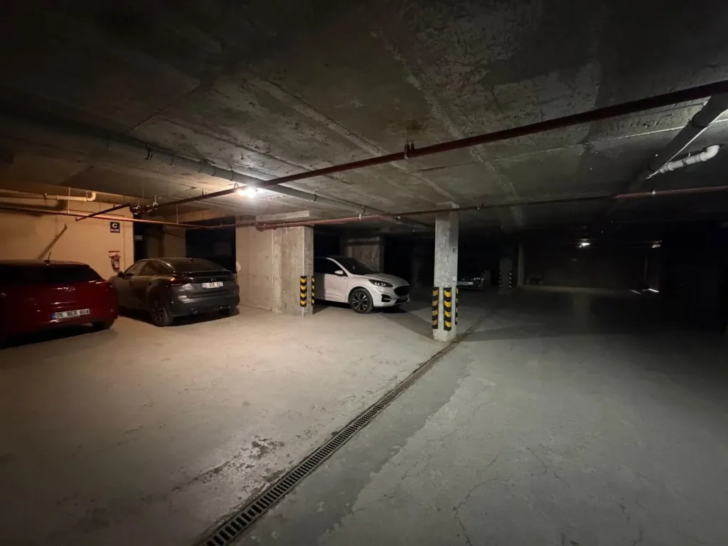 AKÇAYDA HAVUZLU SİTE İÇERİSİNDE ULTRA LÜKS 130 METREKARE 2+1 - Görsel 7