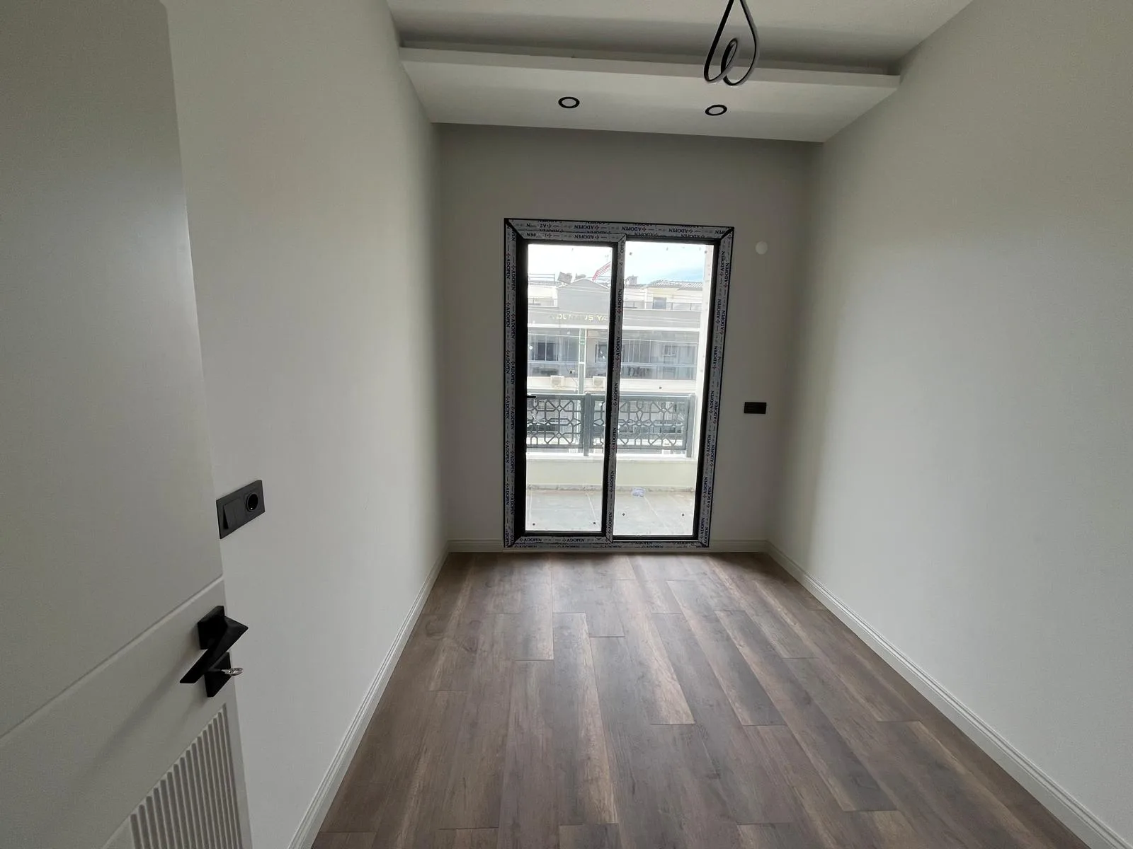 ZEYTİNLİ BULVAR YOLU ÜZERİNDE ŞIK TASARIM 2+1 DAİRE - Görsel 18
