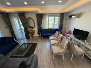 AKÇAY MERKEZDE 2+1 AYRI MUTFAK FULL EŞYA OPSİYONLU GENİŞ BALKONLU İÇİ FULL YAPILI DAİRE - Görsel 5