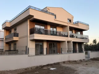 GÜRE SAHİLİNDE MÜSTAKİL TADINDA 2+1 BAHÇE KULLANIMLI SIFIR DAİRE - Görsel 29