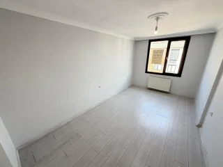 AKÇAYIN EN PRESTİJLİ SİTESİNDE 3+1 AYRI MUTFAK LÜKS DAİRE - Görsel 19