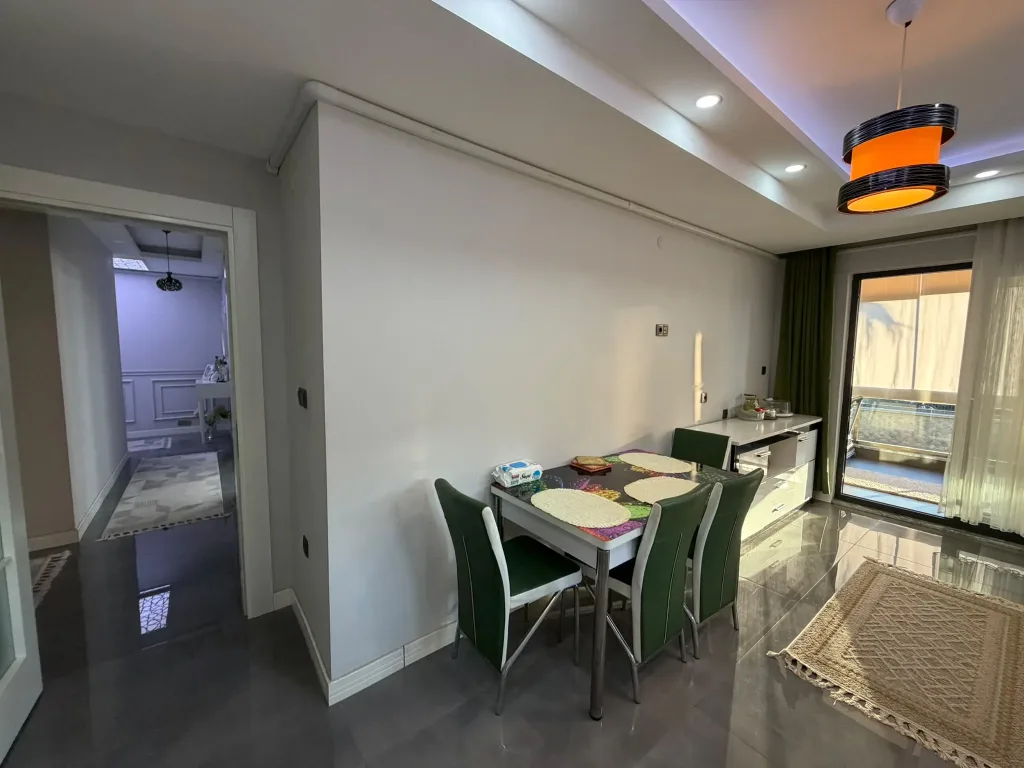 AKÇAYIN EN PRESTİJLİ SİTESİNDE 3+1 AYRI MUTFAK EBEVEYN BANYOLU - KAPALI OTOPARKLI MUHTEŞEM DAİRE - Görsel 14