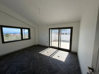 GÜRE İSKELE MAHALLESİNDE TEK KATLI 4+1 TAM MÜSTAKİL ULTRA LÜX VİLLA - Görsel 26