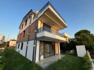 GÜRE VENÜS OTEL MEVKİ 3+1 GENİŞ TERASLI EKONOMİK VİLLA - Görsel 1