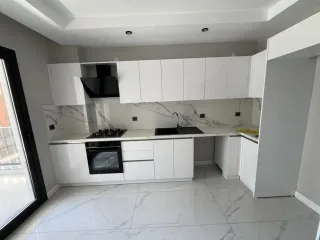 GÜRE AKÇAY ARASINDA 2+1 AYRI MUTFAK ULTRA LÜX SİTE İÇERİSİNDE HAVUZ CEPHELİ DAİRE - Görsel 31