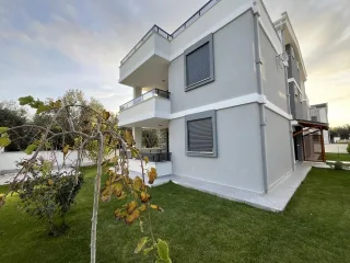 NARLIDA 4+1 ÇOK KULLANIŞLI DENİZE 450 METRE MESAFEDE VİLLA - Görsel 2