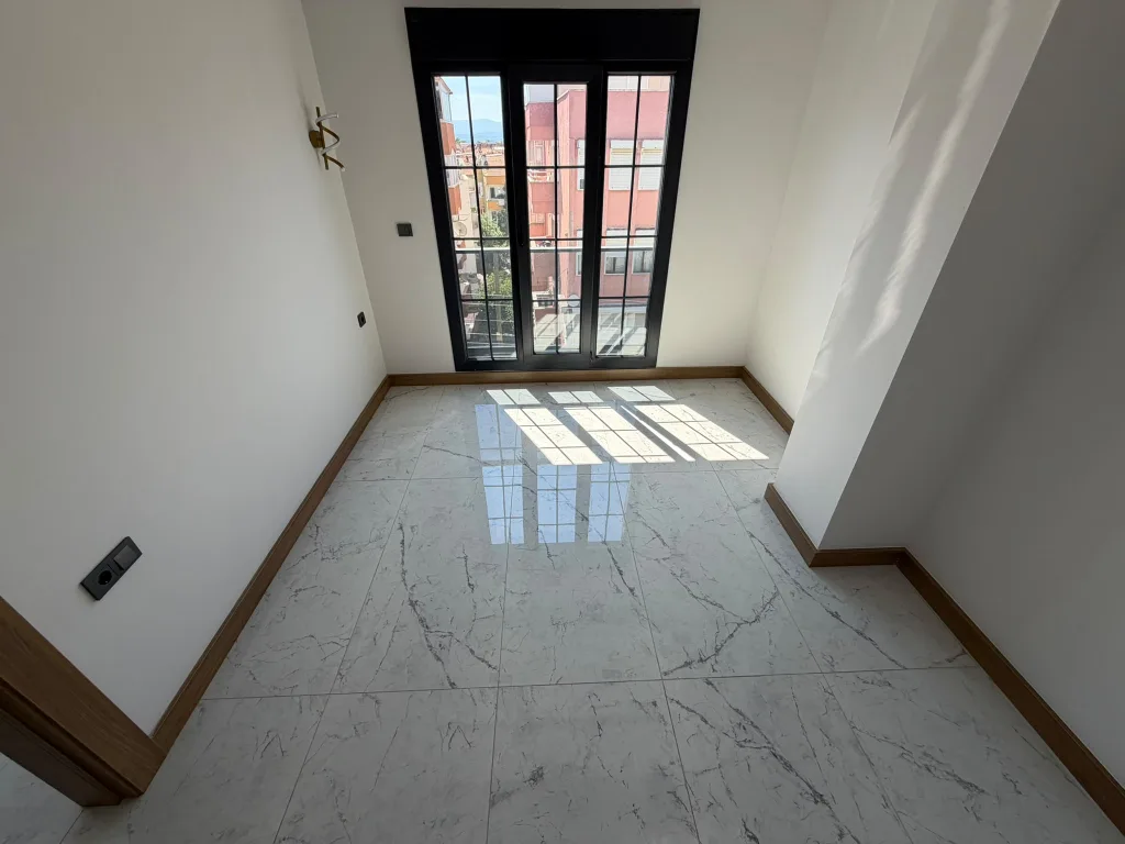 ALTINOLUK MERKEZDE 1+1 SIFIR ULTRA LÜX DAİRE - Görsel 18