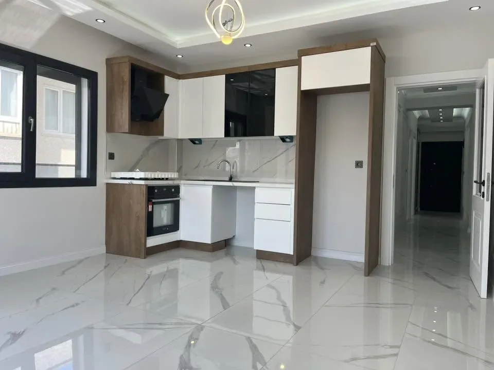 AKÇAYDA SARIKIZDA CADDE ÜSTÜ SIFIR BİNA DENİZE ÇOK YAKIN 2+1 AMERİKAN MUTFAK LÜX DAİRE - Görsel 10