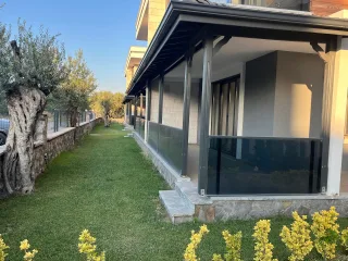 GÜRE SAHİLİNDE ULTRA LÜX SİTE İÇERİSİNDE 3+1 AYRI MUTFAK VİLLA - Görsel 6