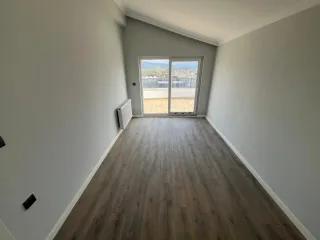 AKÇAY MERKEZDE İZMİR ÇANAKKALE OTOBANINA CEPHELİ 2+1 DUBLEX SIFIR DAİRE - Görsel 19