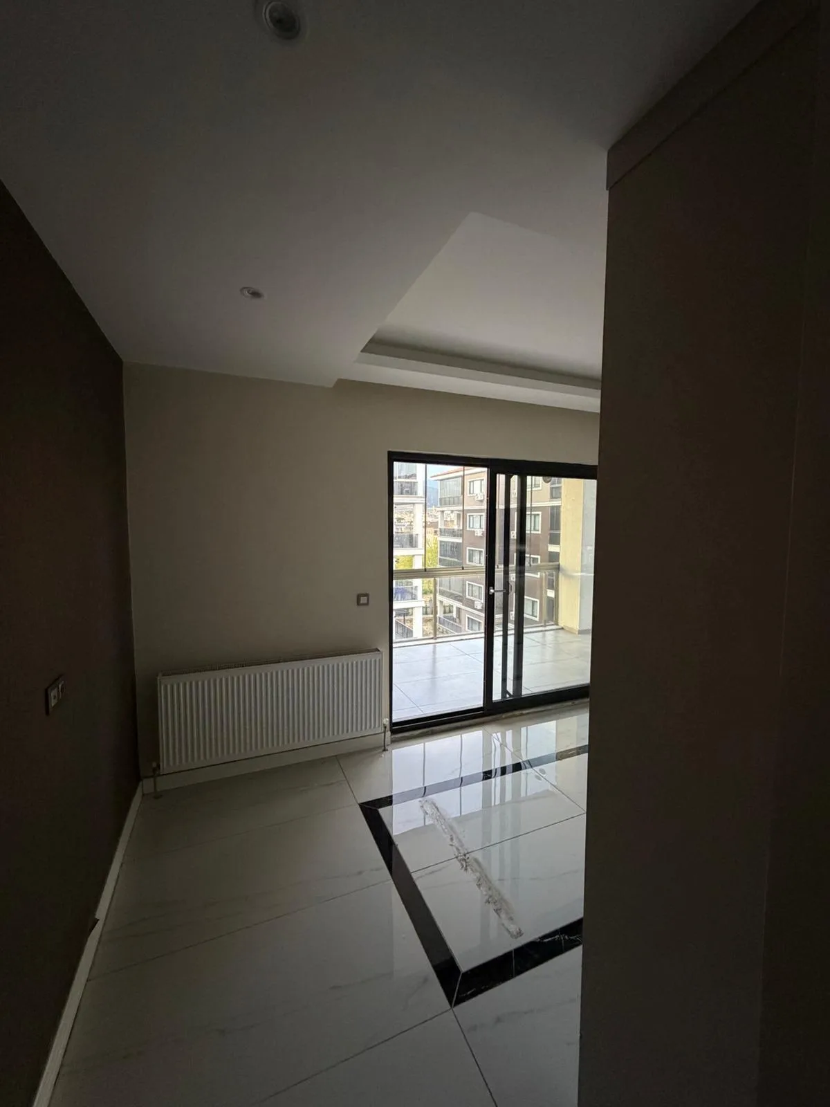 EDREMİT CENNETAYAĞI MAHALLESİNDE PRESTİJ 3 KONUTLARINDA 3+1 AYRI MUTFAK KAPALI GARAJLI LÜX SİTE KONSEPTLİ DAİRE - Görsel 11