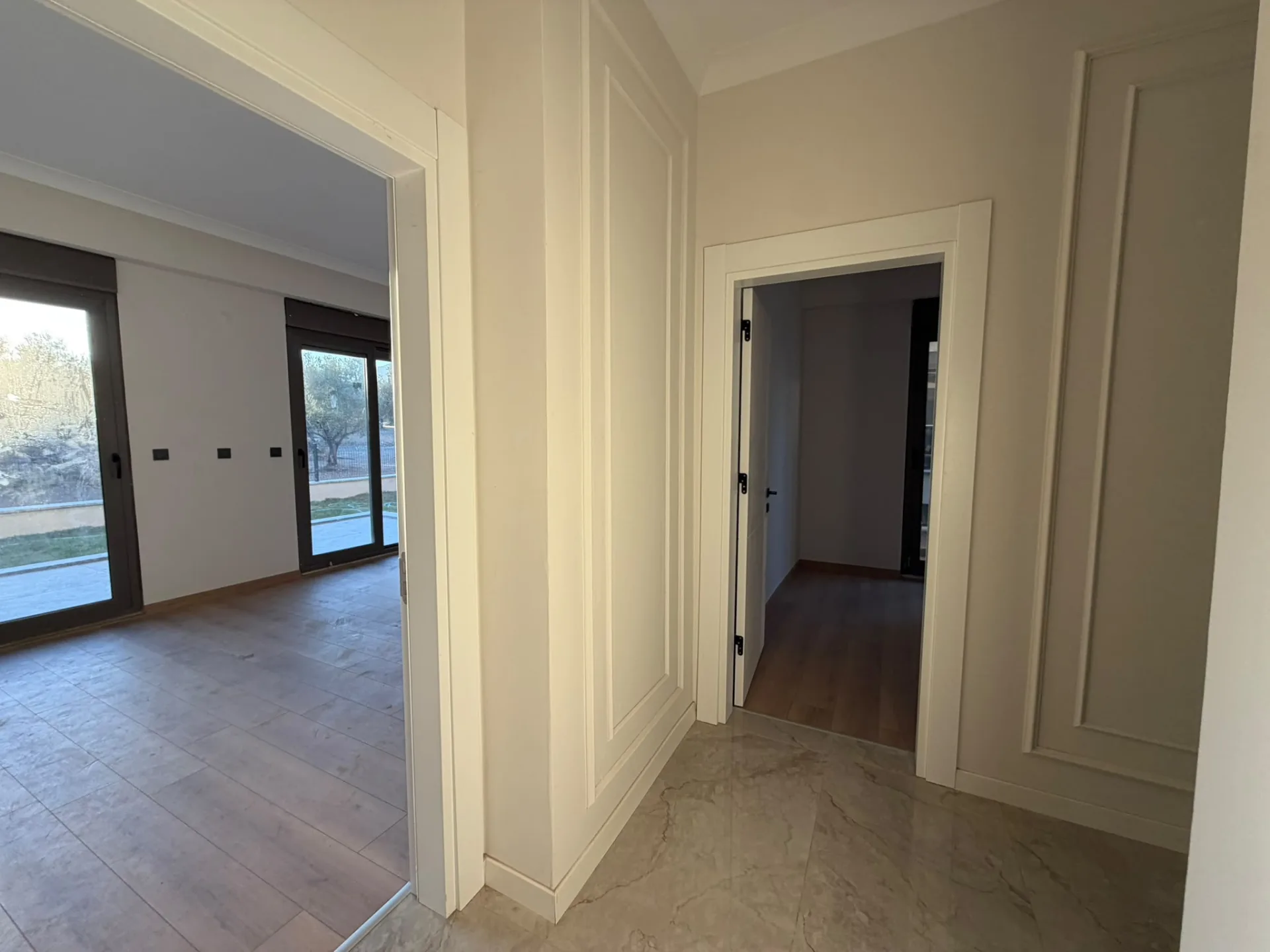 GÜRE SAHİLİNDE MÜSTAKİL TADINDA 2+1 BAHÇE KULLANIMLI SIFIR DAİRE - Görsel 18