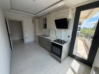 ALTINKUMDA ARA KAT ÖN CEPHE 2+1 AYRI MUTFAK LÜX DAİRE - Görsel 10
