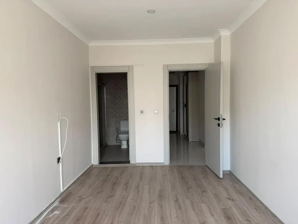 ALTINKUMDA ARA KAT ÖN CEPHE 2+1 AYRI MUTFAK LÜX DAİRE - Görsel 21