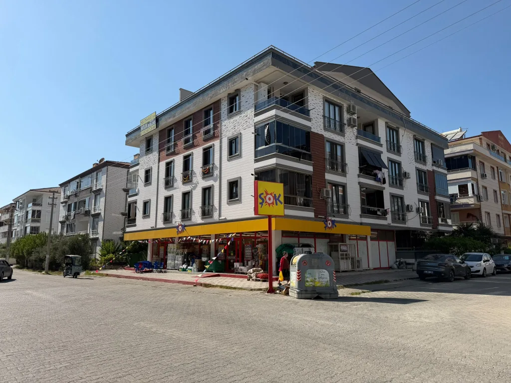 AKÇAY ALTINKUMDA ARA KAT 1+1 ÇOK GENİŞ LÜX DAİRE - Görsel 3