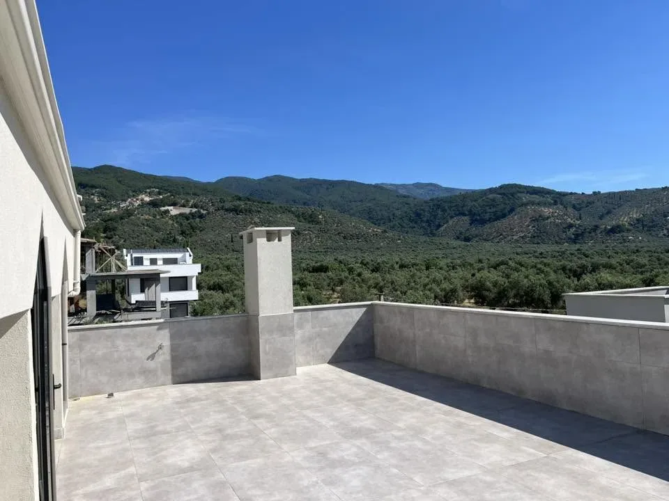 GÜREDE HEM DAĞ HEM DENİZ MANZARALI 3+1 TRİPLEX SIFIR VİLLA - Görsel 12