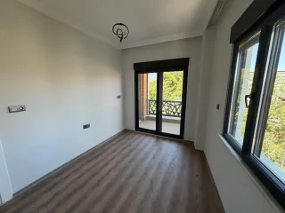 AKÇAY CEMİL TEMEL MAHALLESİNDE 4 ODA 1 SALON TRİPLEX SIFIR VİLLA - Görsel 24