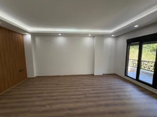 AKÇAY CEMİL TEMEL MAHALLESİNDE 4 ODA 1 SALON TRİPLEX SIFIR VİLLA - Görsel 4