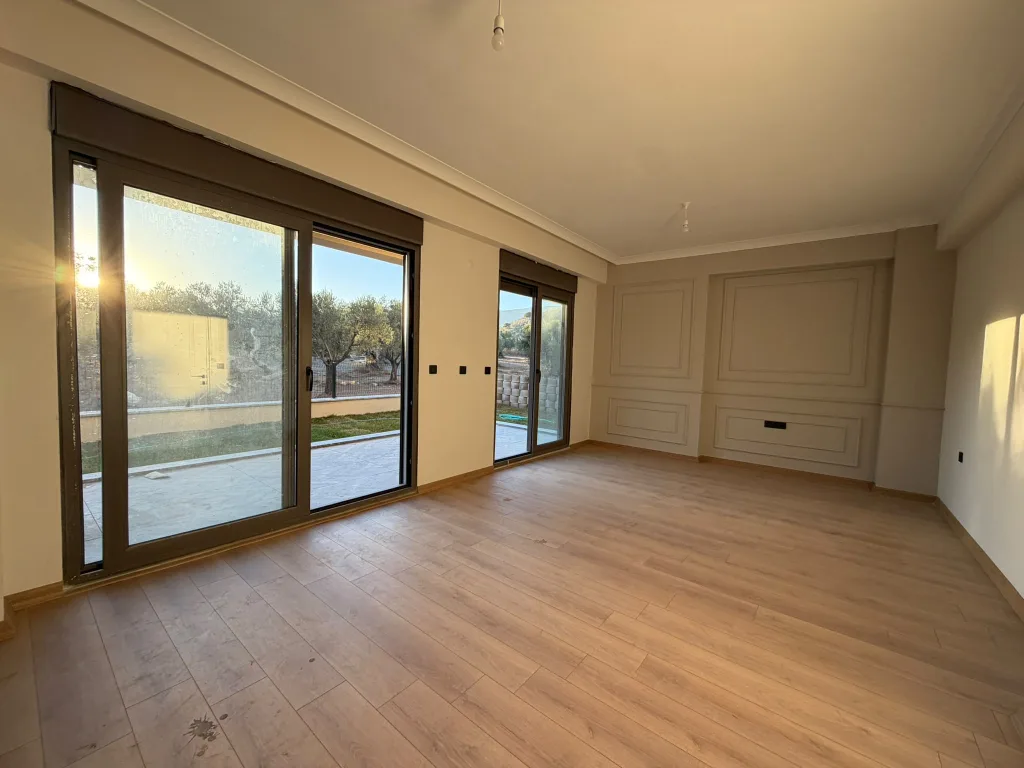 GÜRE SAHİLİNDE MÜSTAKİL TADINDA 2+1 BAHÇE KULLANIMLI SIFIR DAİRE - Görsel 7
