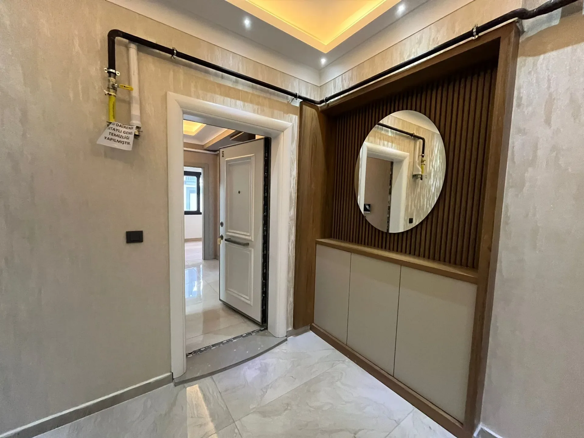 ALTINKUMDA ULTRA LÜX KAPALI OTOPARKLI 2+1 AYRI MUTFAK DAİRE - Görsel 9