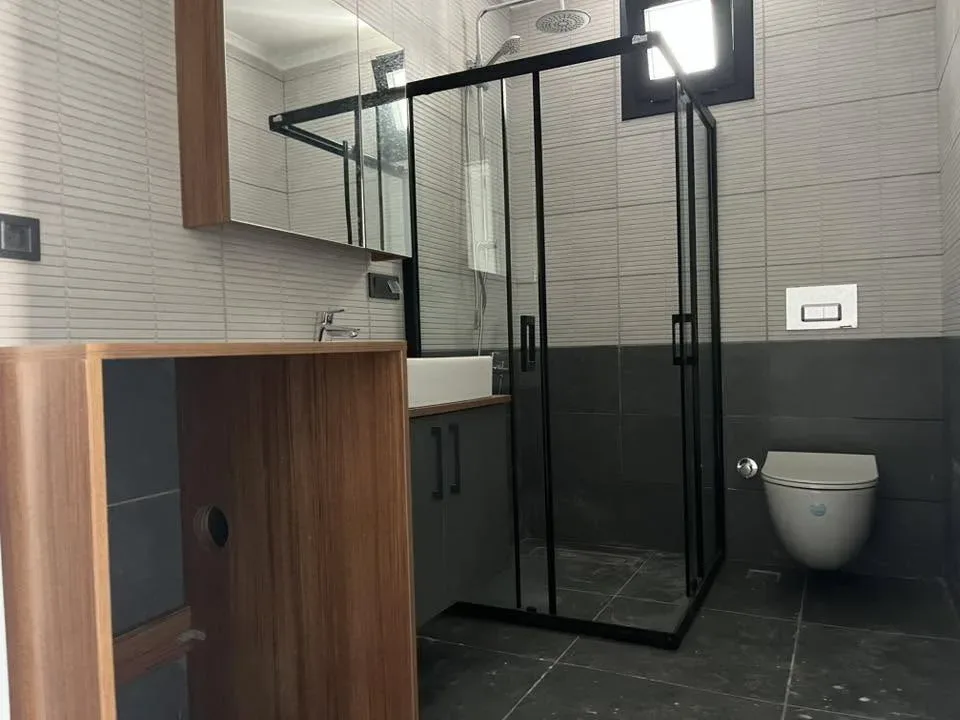 GÜRE AKÇAY ARASINDA 2+1 AYRI MUTFAK ULTRA LÜX SİTE İÇERİSİNDE HAVUZ CEPHELİ DAİRE - Görsel 9