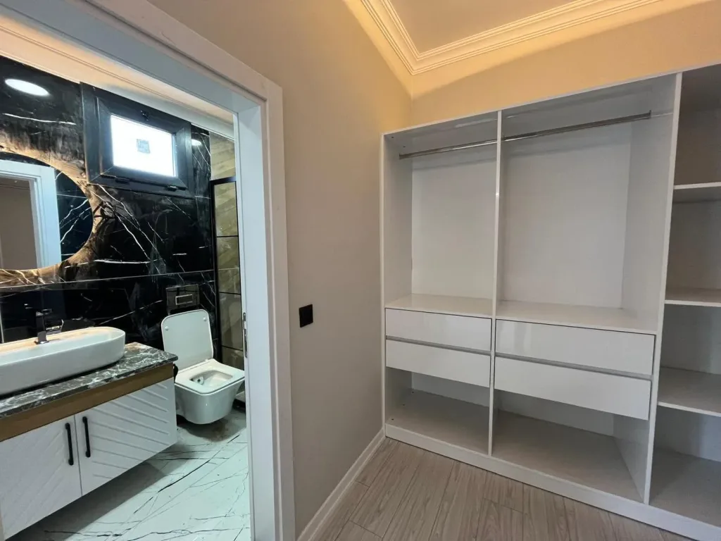KAZDAĞLARI KIZILKEÇİLİDE HAVUZLU MÜSTAKİL GİYİNME ODALI ÇOK GENİŞ ULTRA LÜX VİLLA - Görsel 18