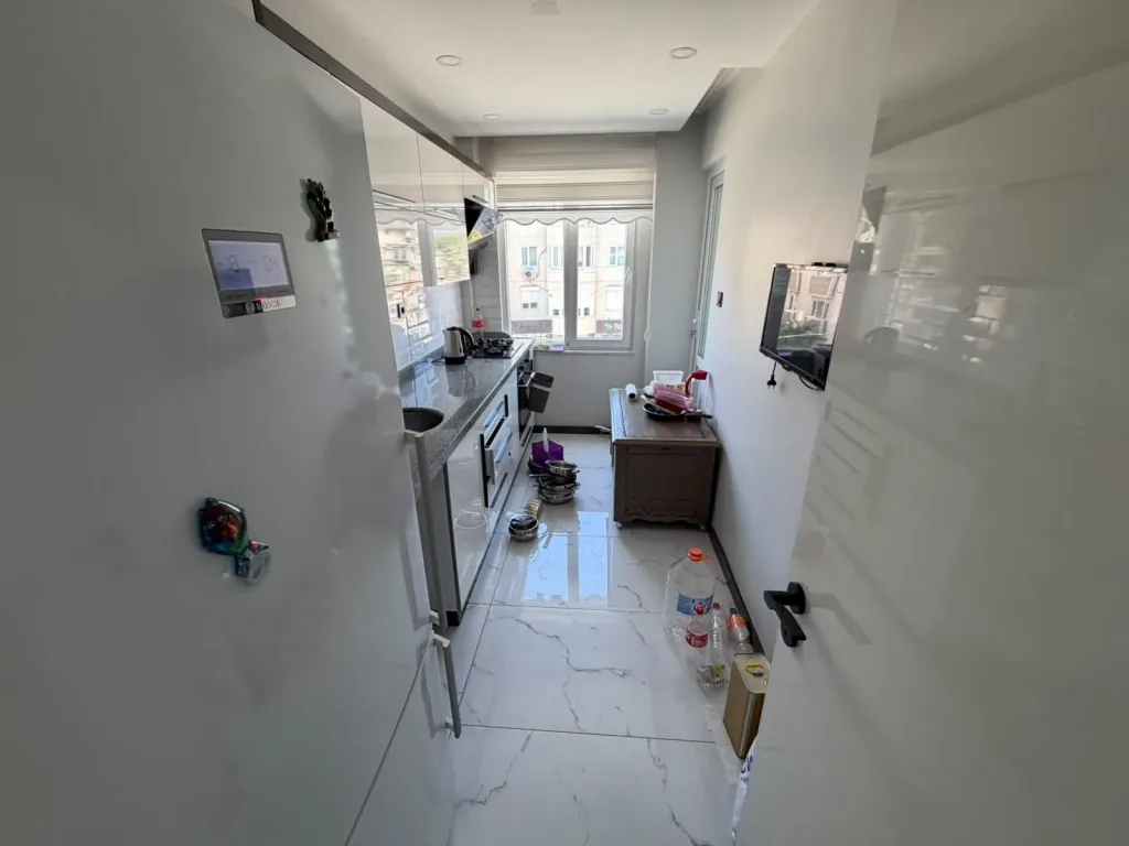 AKÇAY MERKEZDE 2+1 AYRI MUTFAK FULL EŞYA OPSİYONLU GENİŞ BALKONLU İÇİ FULL YAPILI DAİRE - Görsel 13