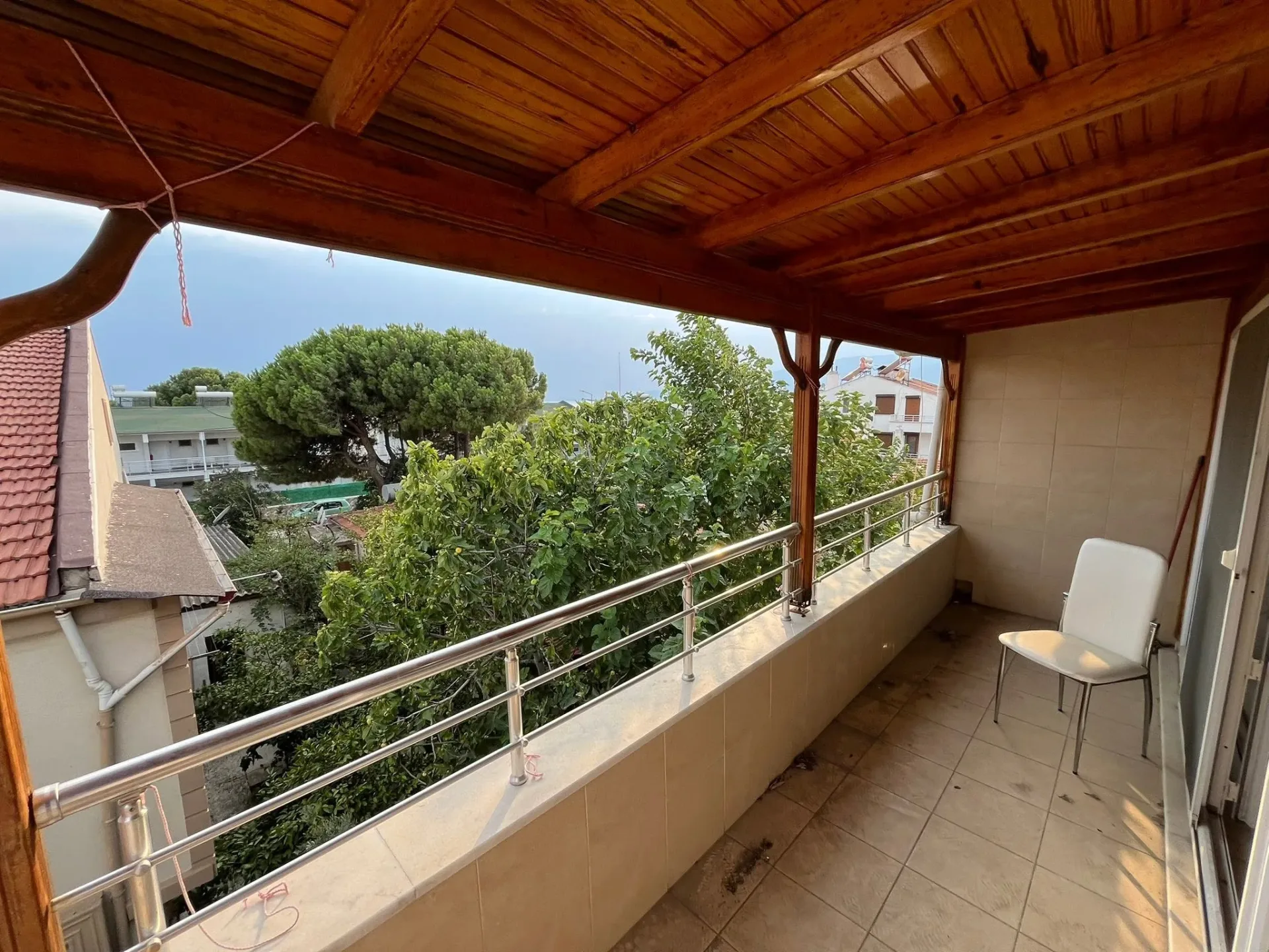 AKÇAY ASKERİ KAMP SAHİLİNDE DENİZE 50 METRE  FULL EŞYALI 4 ODA 2 SALON HARİKA KAT DUBLEXİ - Görsel 17