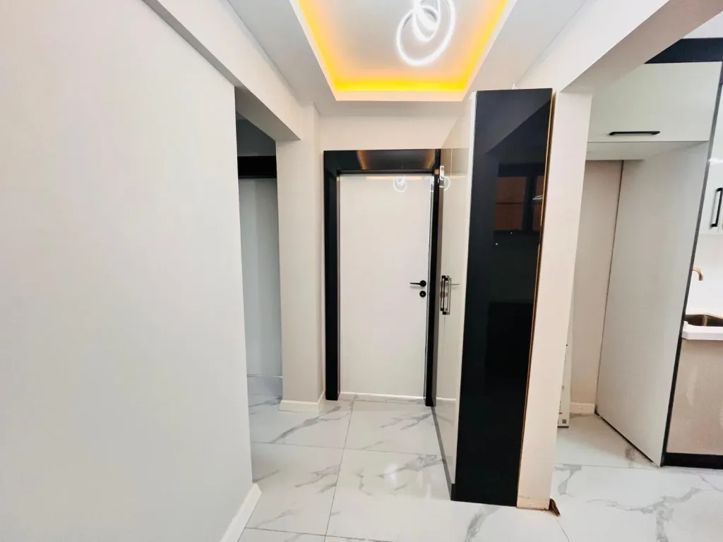 AKÇAY MERKEZDE İÇİ RESTORE EDİLMİŞ BAHÇELİ 2+1 - Görsel 6