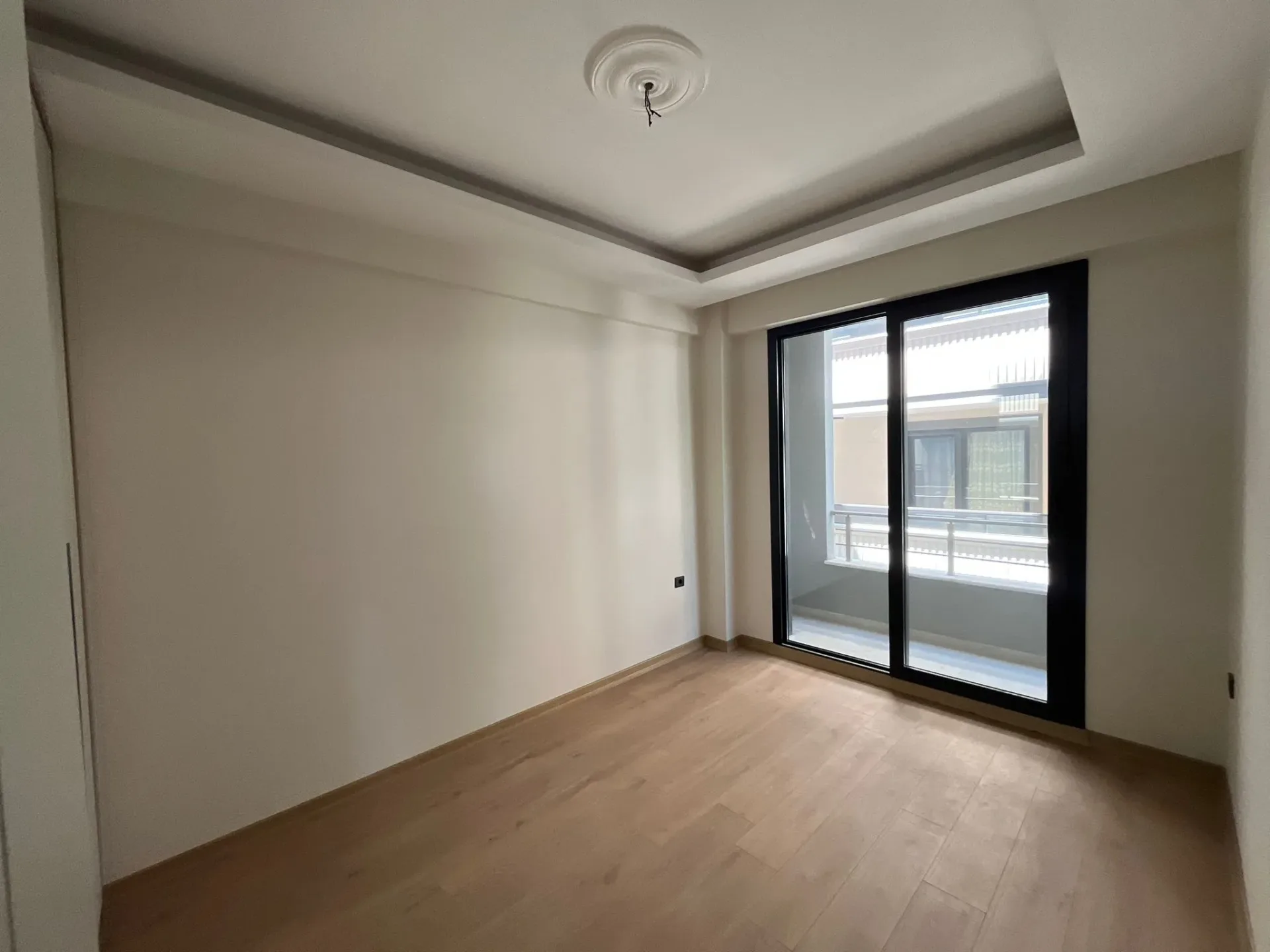 ALTINKUMDA ULTRA LÜX KAPALI OTOPARKLI 2+1 AYRI MUTFAK DAİRE - Görsel 10