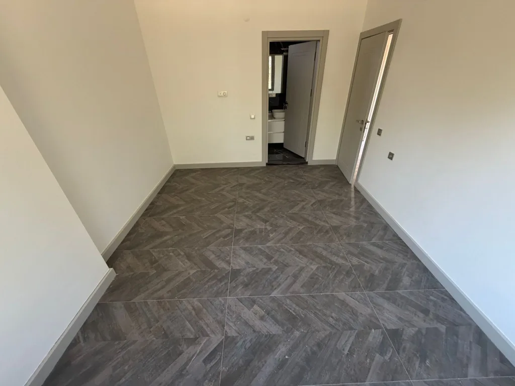 GÜRE İSKELE MAHALLESİNDE TEK KATLI 4+1 TAM MÜSTAKİL ULTRA LÜX VİLLA - Görsel 15