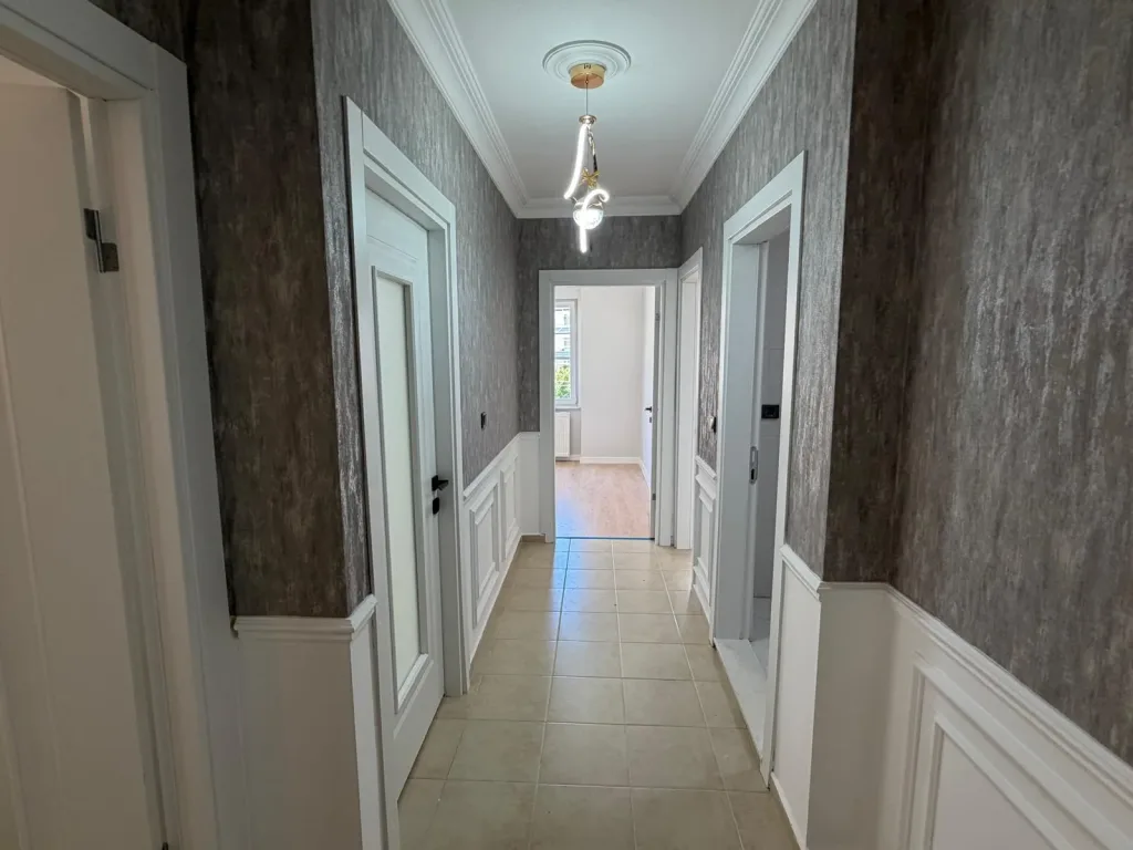 ALTINKUMDA CADDE ÜZERİNDE GÖZ DOLDURAN 2+1 DAİRE - Görsel 15