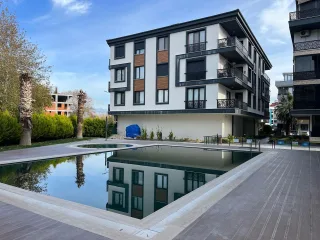 AKÇAYIN EN PRESTİJLİ SİTESİNDE 3+1 AYRI MUTFAK LÜKS DAİRE - Görsel 1