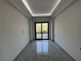 ZEYTİNLİDE MÜSTAKİL TADINDA 2+1 BAHÇE KULLANIMLI AYRI MUTFAK DAİRE - Görsel 12