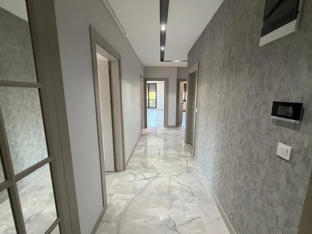 AKÇAYDA HAVUZLU SİTE İÇERİSİNDE ULTRA LÜKS 130 METREKARE 2+1 - Görsel 35
