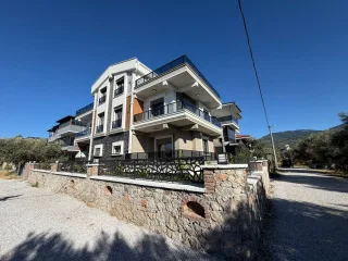 GÜRE SAHİLİNDE 4+1 ULTRA LÜX DENİZE YÜRÜME MESAFESİNDE TRİPLEX VİLLA - Görsel 25
