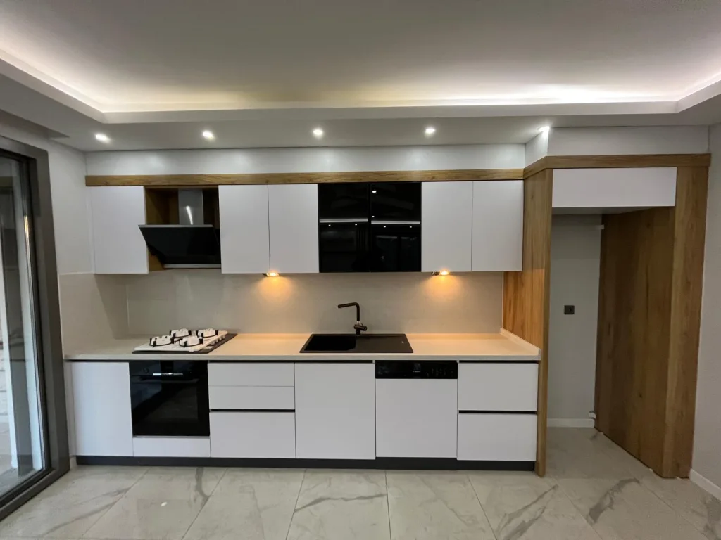 ALTINOLUKTA 4 ODA 1 SALON MUHTEŞEM  DENİZ VE DAĞ MANZARALI TRIPLEX VİLLA - Görsel 13