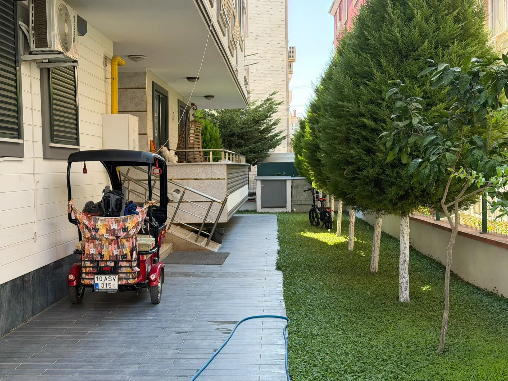 AKÇAY ALTINKUMDA ARA KAT 1+1 ÇOK GENİŞ LÜX DAİRE - Görsel 5