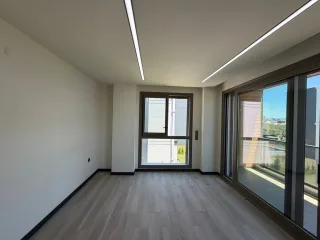 GÜRE SAHİLDE ULTRA LÜX SİTE İÇERİSİNDE TAM BAĞIMSIZ MÜSTAKİL VİLLA - Görsel 18