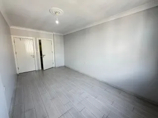 AKÇAYIN EN PRESTİJLİ SİTESİNDE 3+1 AYRI MUTFAK LÜKS DAİRE - Görsel 18